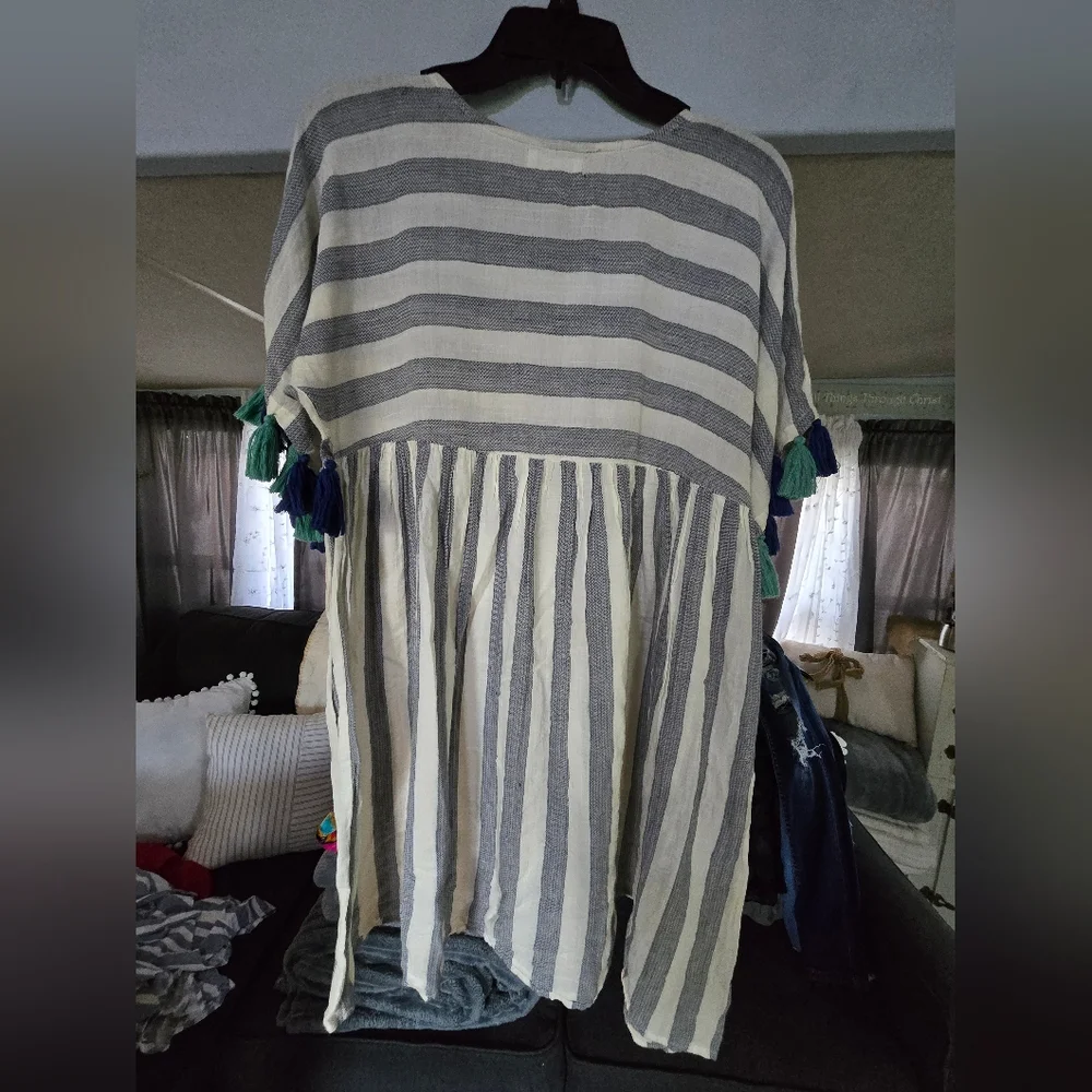 THML dress - Picture 3 of 5